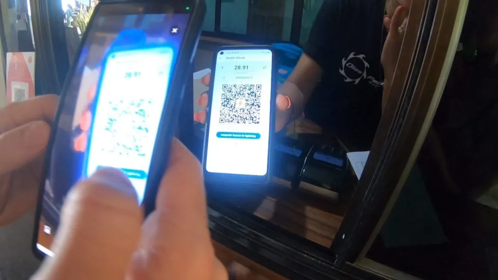 Bitcoin Lightning Payment in El Salvador